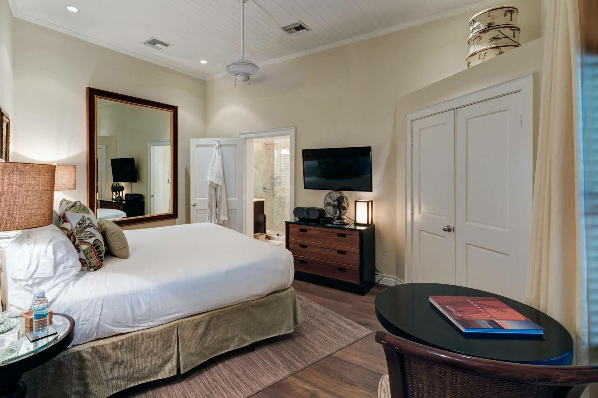 Rock House Harbour Island Hotell Dunmore Town Eksteriør bilde